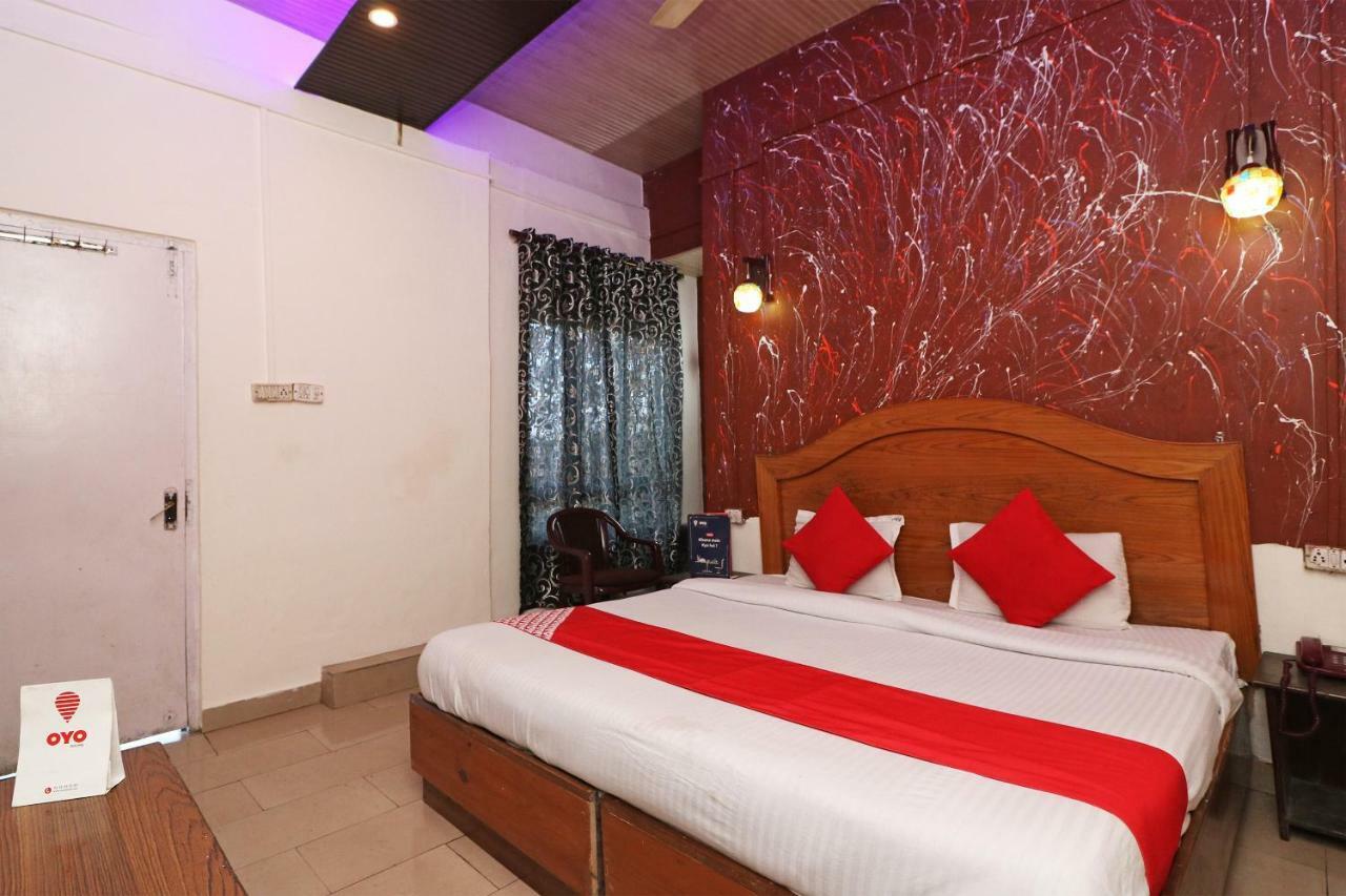 Oyo 43505 Hotel The White House Hisār 外观 照片
