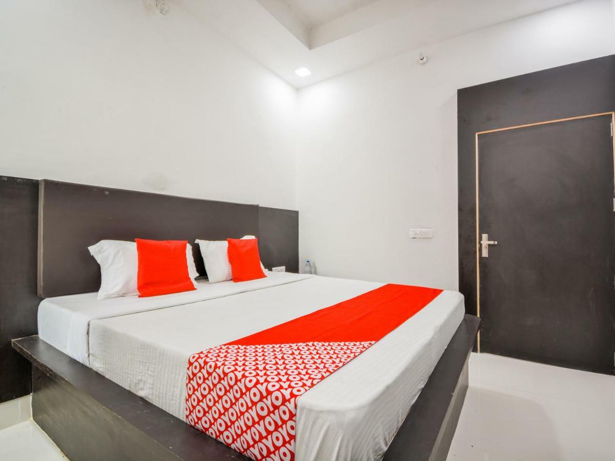 Oyo 43505 Hotel The White House Hisār 外观 照片