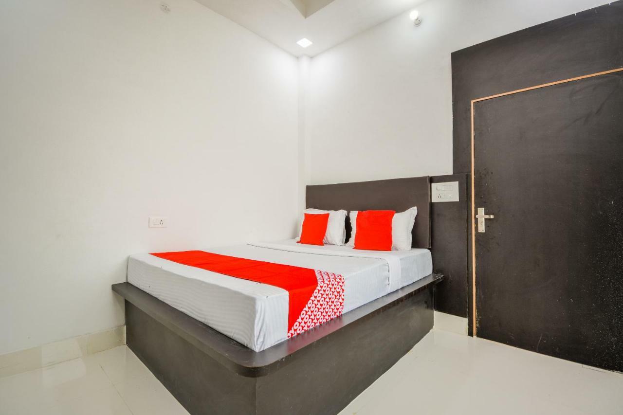 Oyo 43505 Hotel The White House Hisār 外观 照片